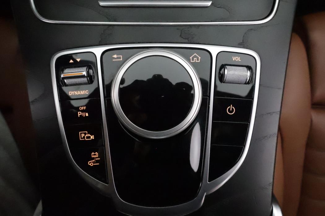 MERCEDES-BENZ C 2020