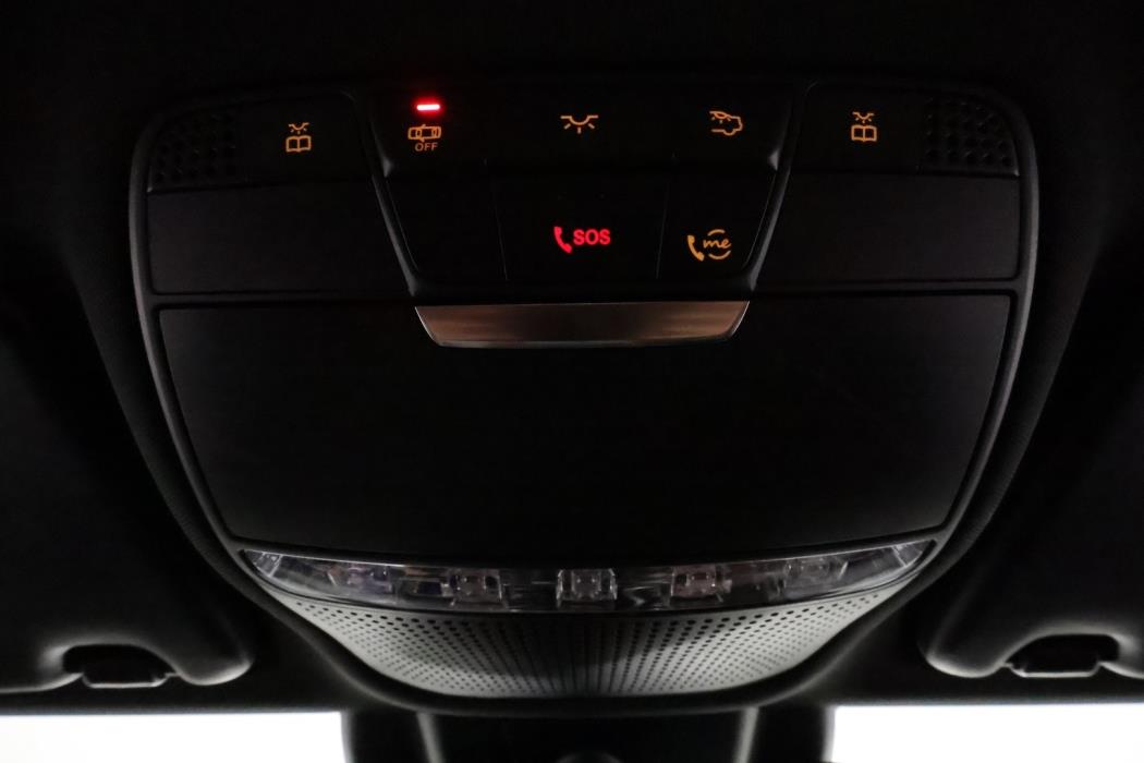 MERCEDES-BENZ C 2020