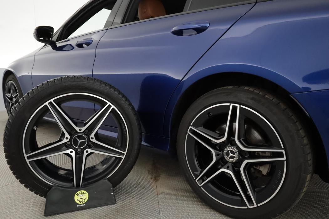 MERCEDES-BENZ C 2020