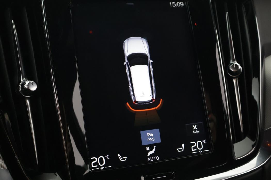 VOLVO V60 2020