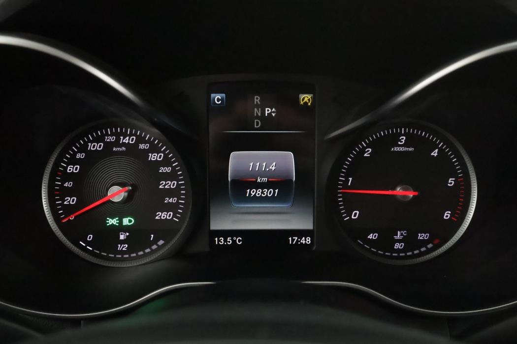 MERCEDES-BENZ C 2015