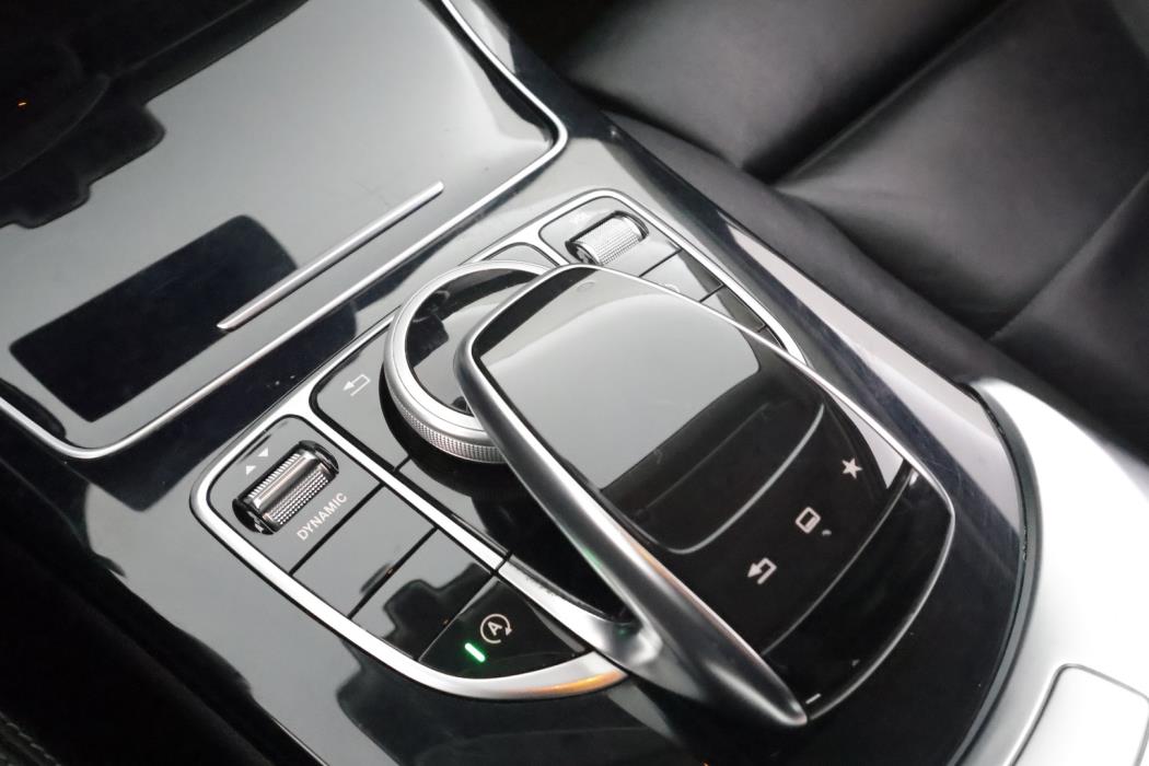 MERCEDES-BENZ C 2015