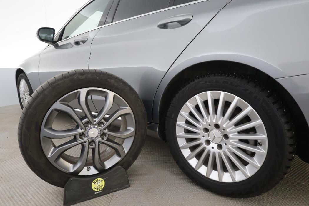 MERCEDES-BENZ C 2015