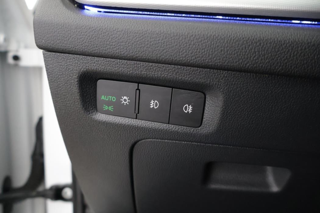 SKODA Octavia 2021