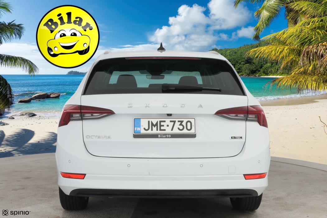 SKODA Octavia 2021