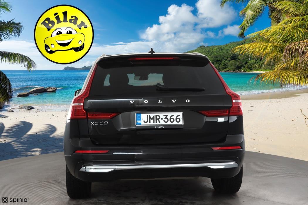 VOLVO XC60 2023