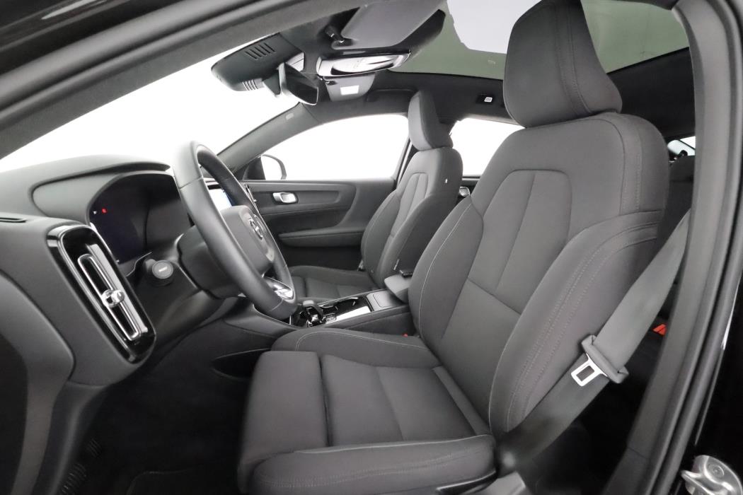 VOLVO C40 2023