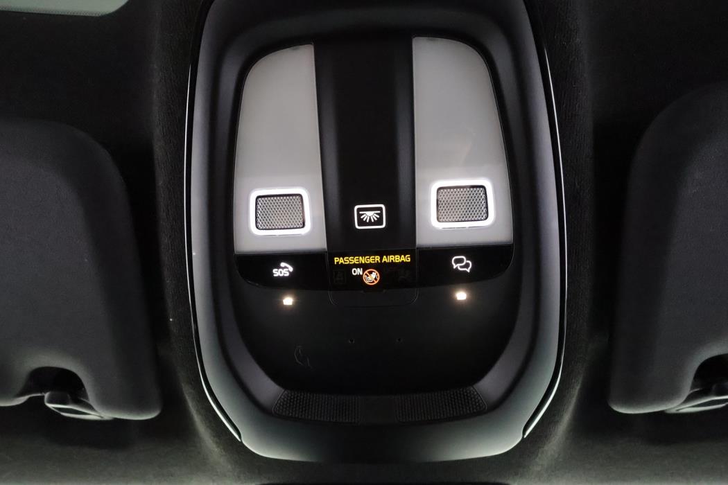 VOLVO C40 2023