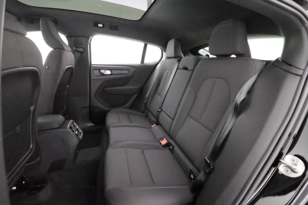VOLVO C40 2023