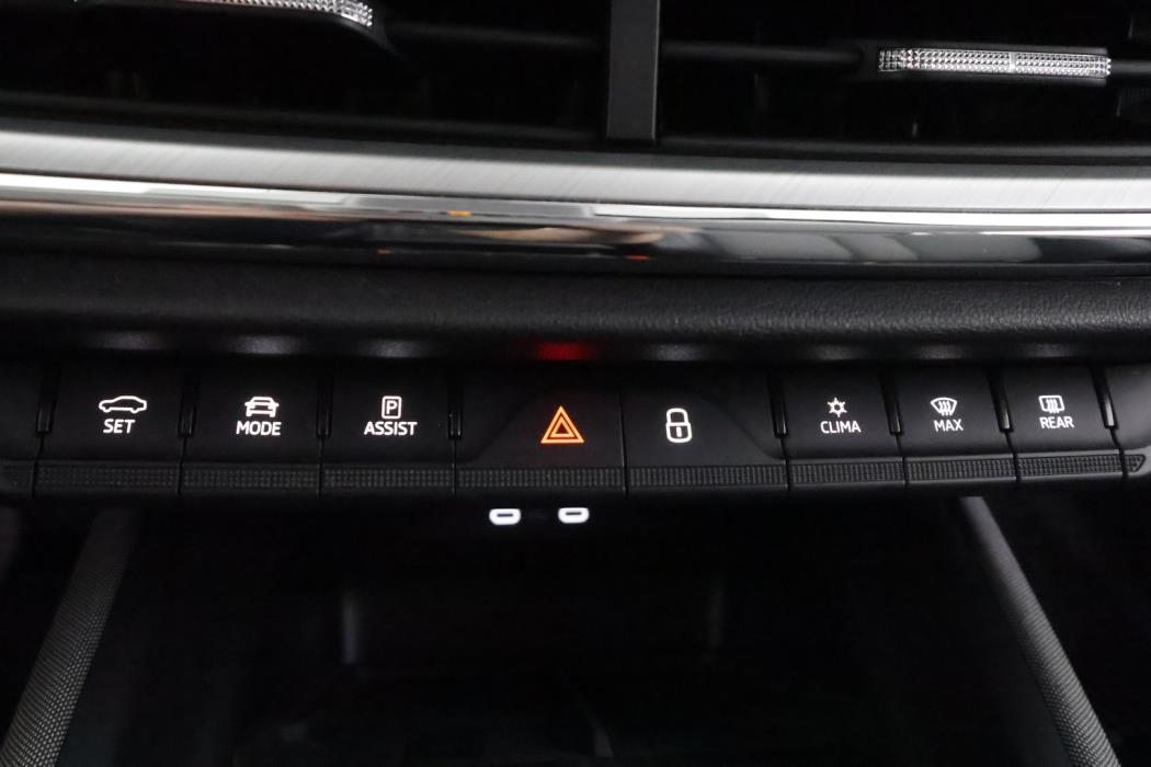 SKODA Enyaq 2023