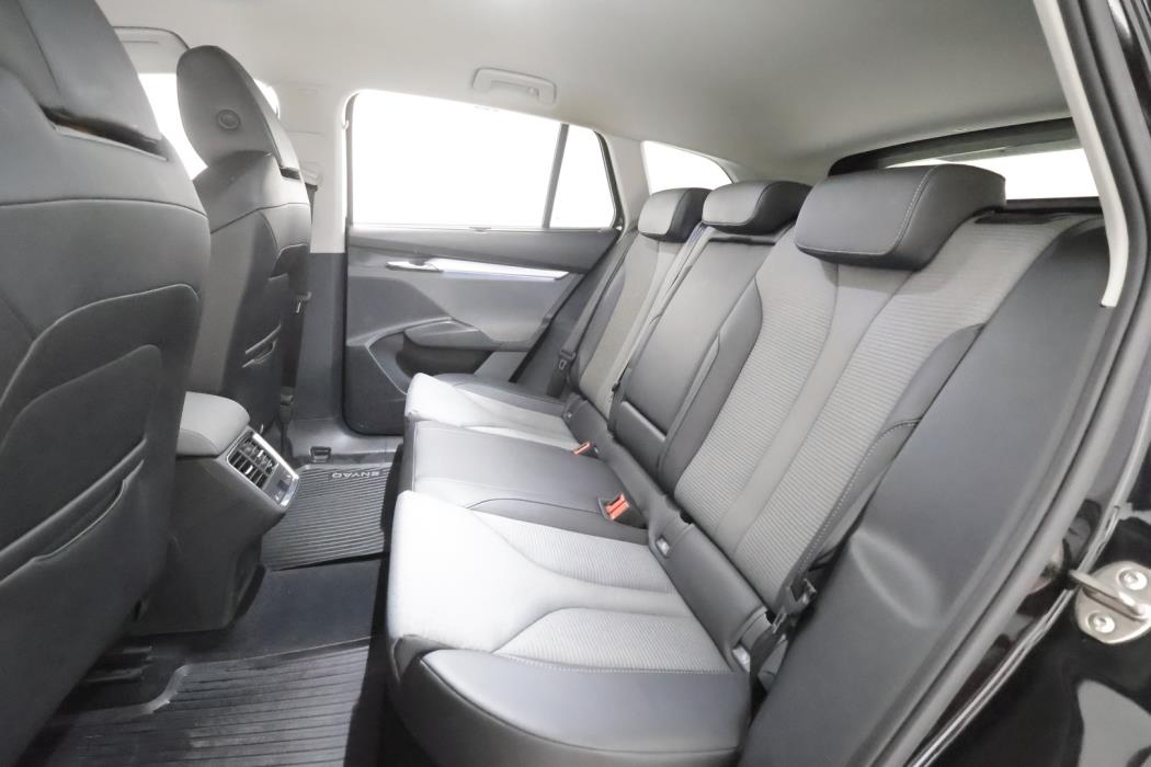 SKODA Enyaq 2023