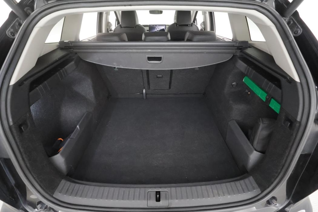 SKODA Enyaq 2023