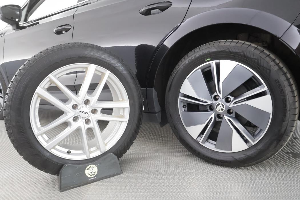 SKODA Enyaq 2023