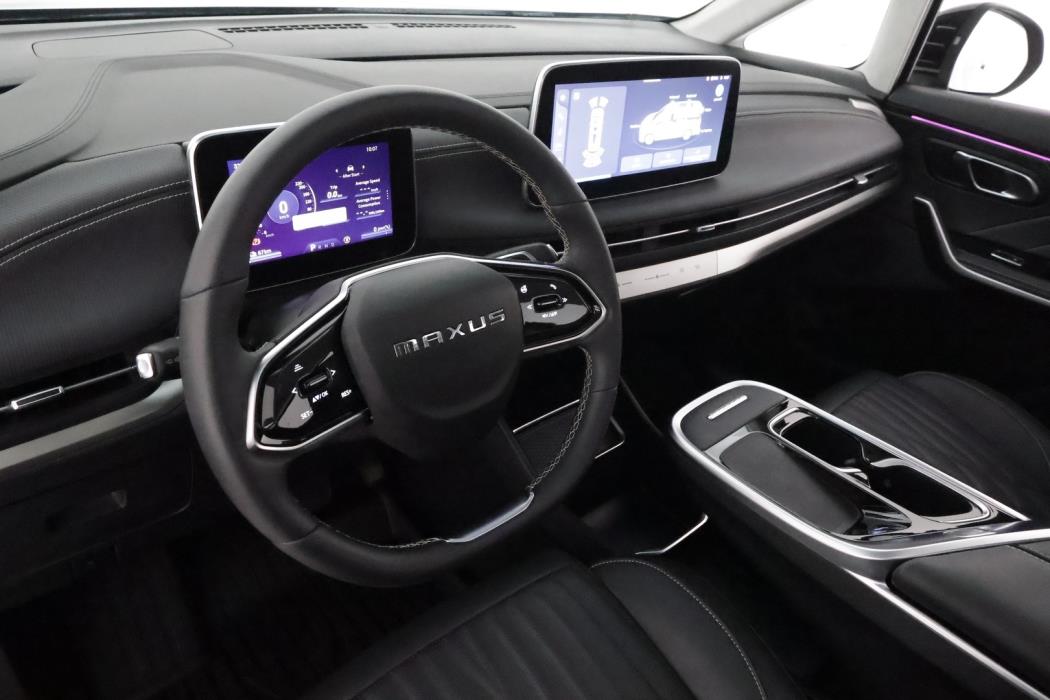 MAXUS MIFA 9 2023