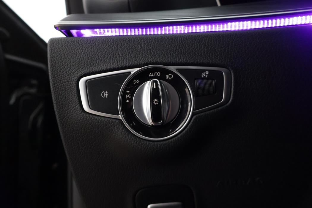 MERCEDES-BENZ E 2021