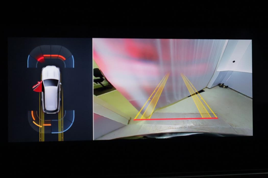 MERCEDES-BENZ E 2021