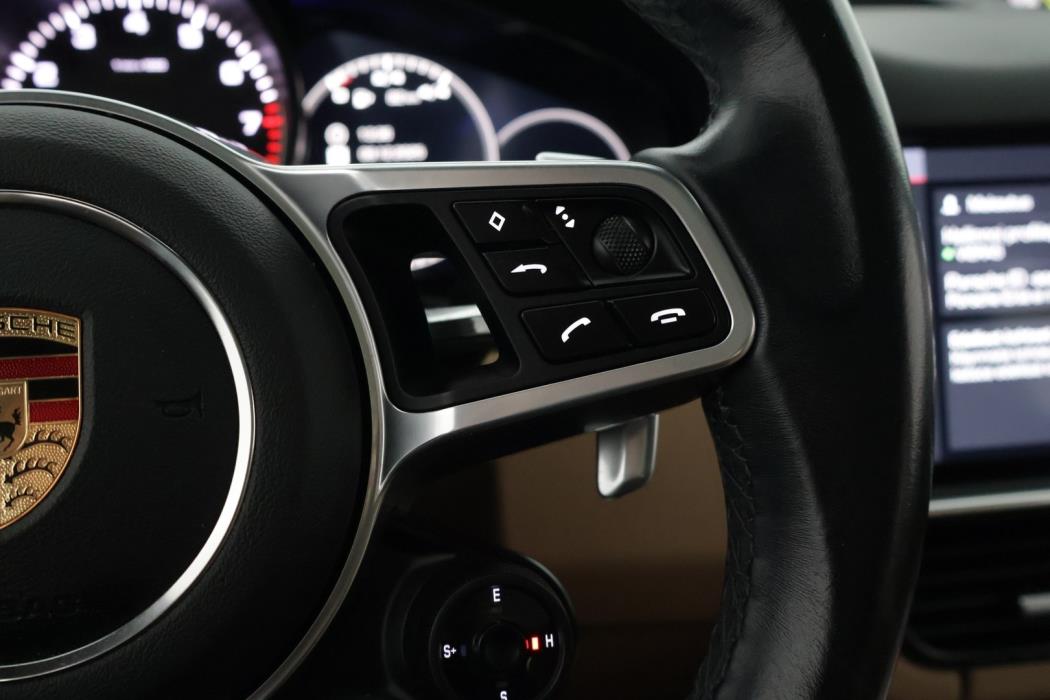 PORSCHE Cayenne 2020