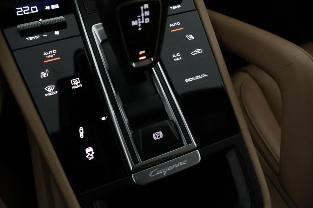 PORSCHE Cayenne 2020