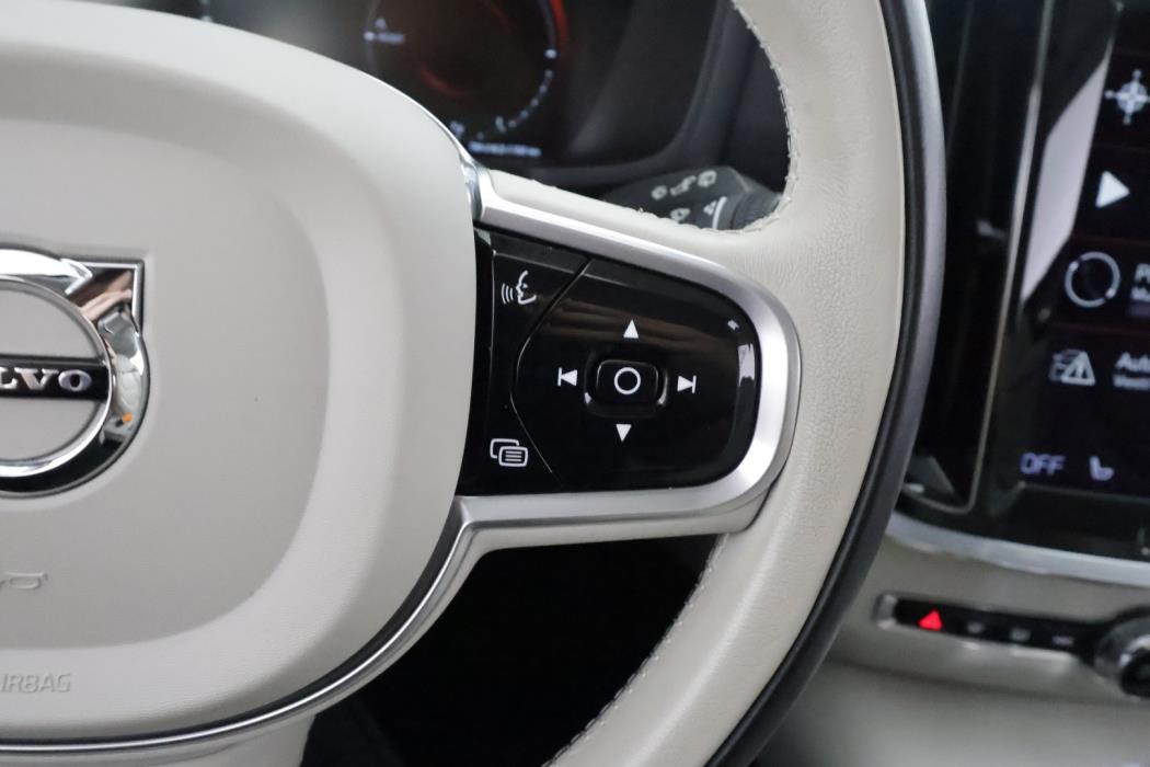 VOLVO V60 2022