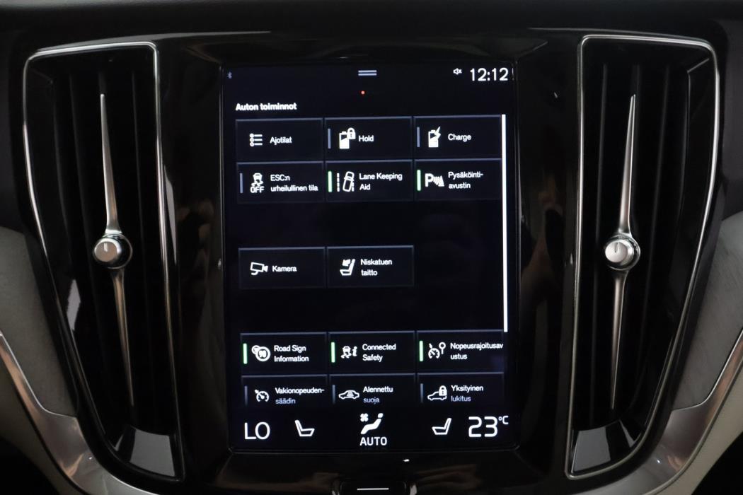 VOLVO V60 2022
