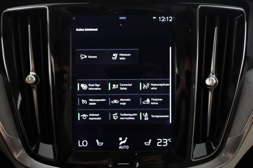 VOLVO V60 2022