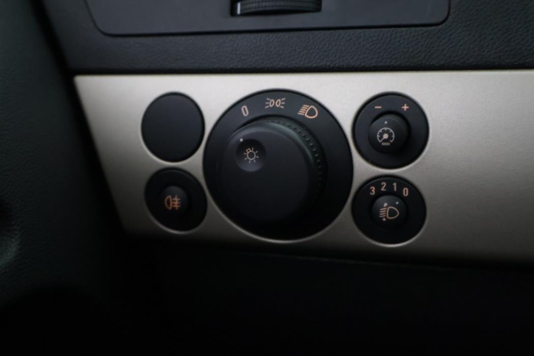 OPEL Astra 2008