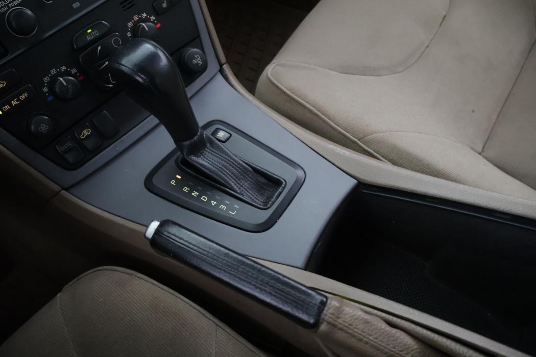 VOLVO S60 2005