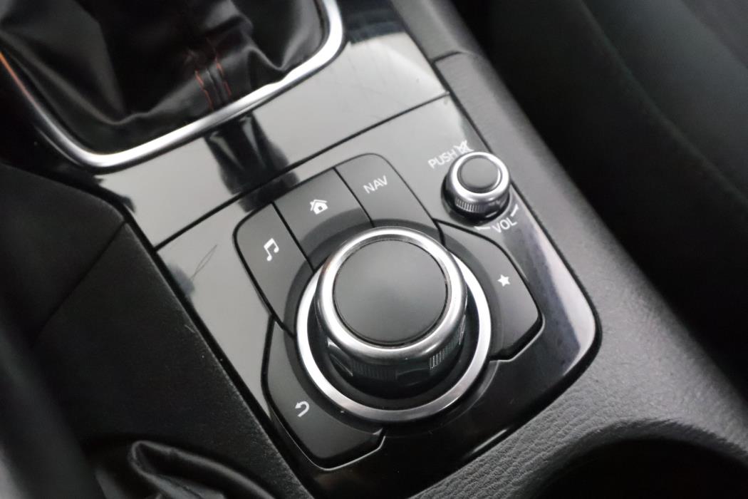 MAZDA Mazda3 2016