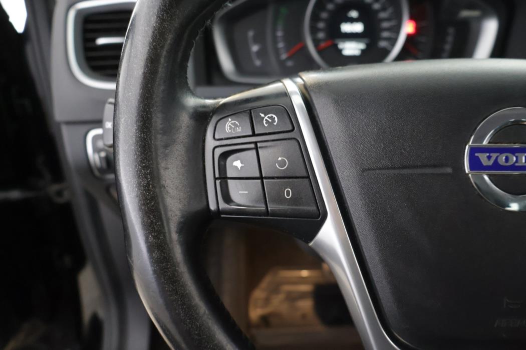 VOLVO V60 Cross Country 2016