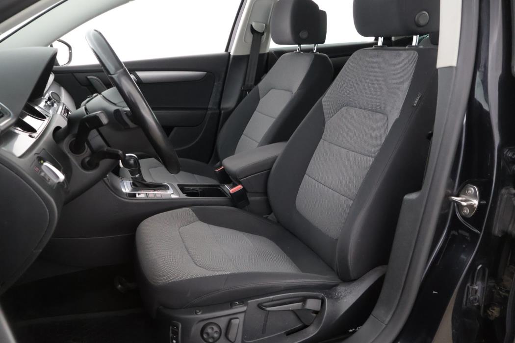 VOLKSWAGEN Passat 2013
