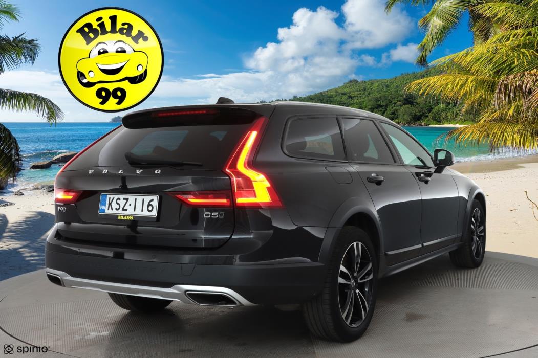 VOLVO V90 Cross Country 2018