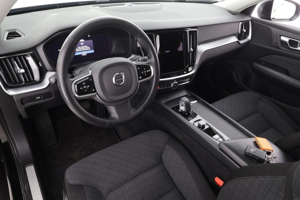 VOLVO V60 Cross Country 2023