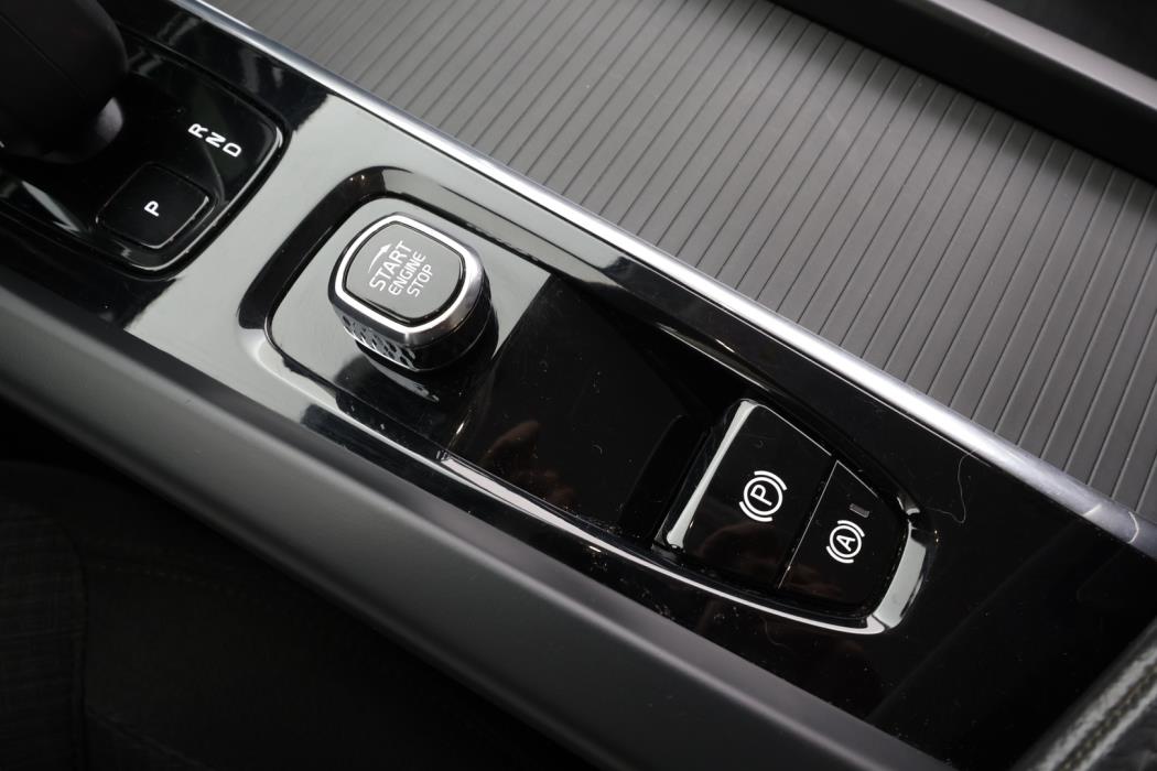 VOLVO V60 Cross Country 2023