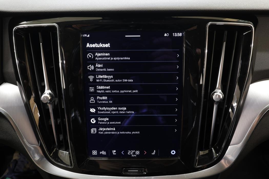 VOLVO V60 Cross Country 2023