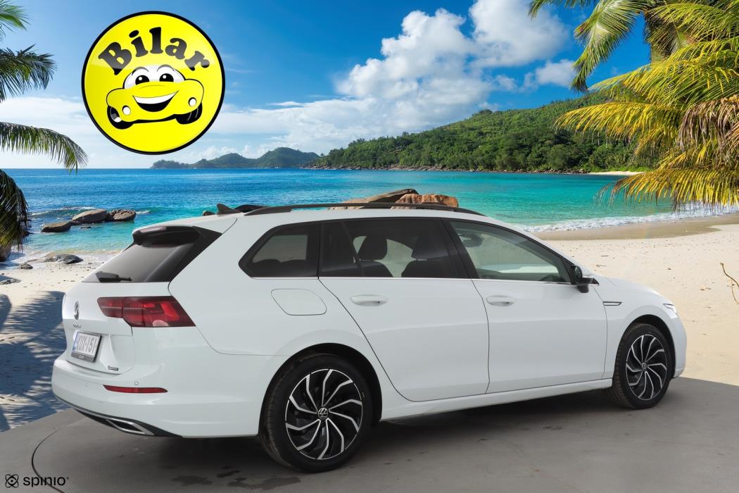 VOLKSWAGEN Golf 2023