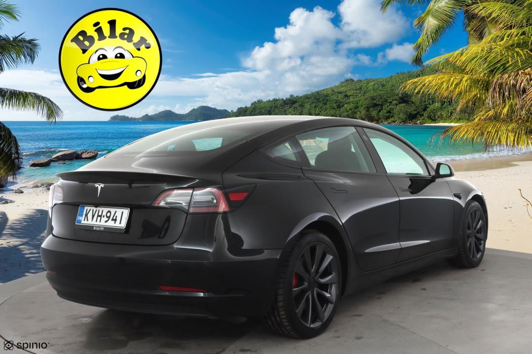 TESLA Model 3 2023