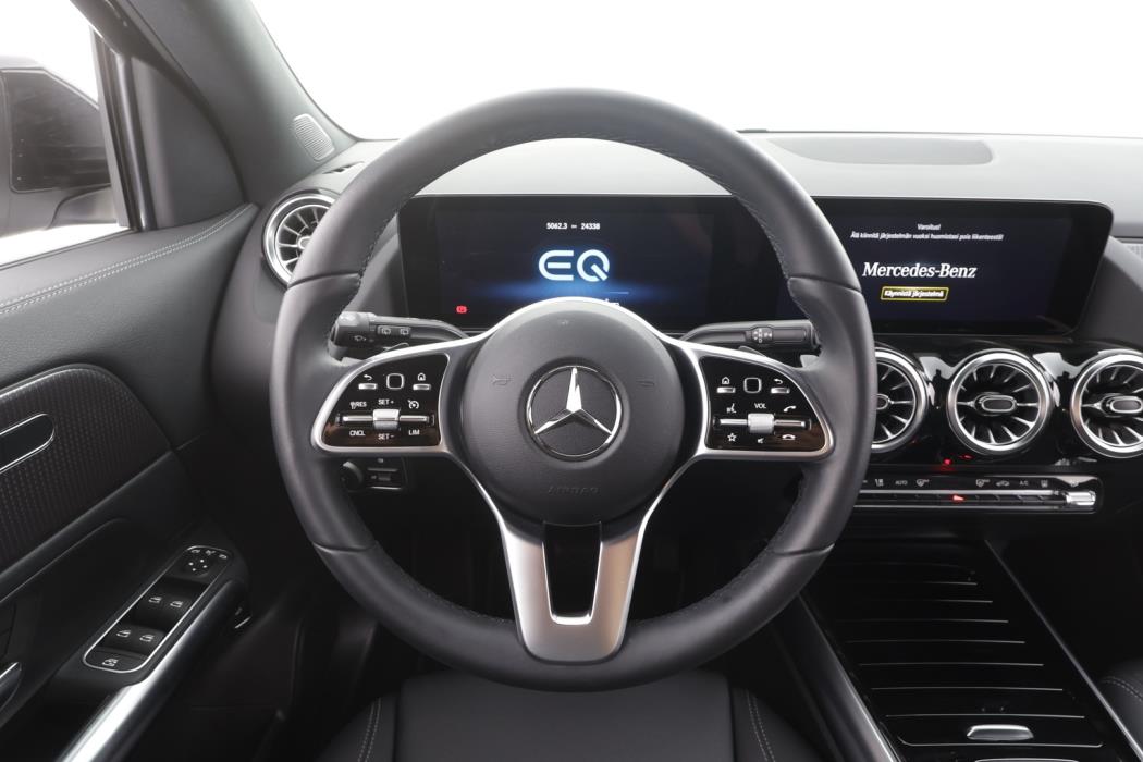 MERCEDES-BENZ EQA 2024
