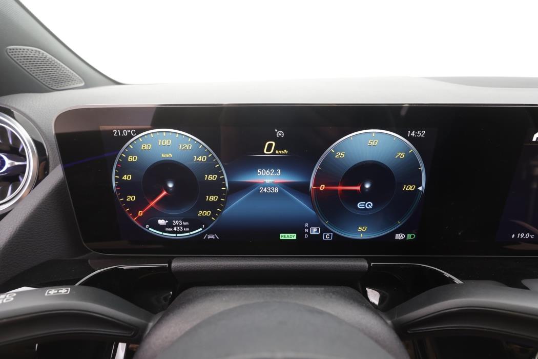 MERCEDES-BENZ EQA 2024