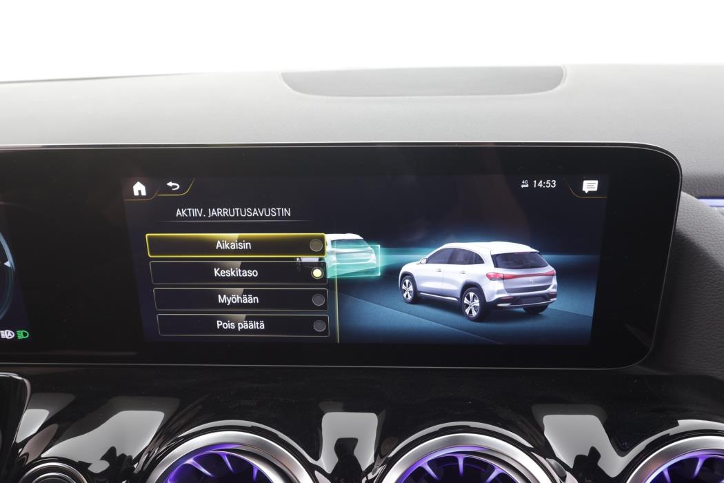 MERCEDES-BENZ EQA 2024