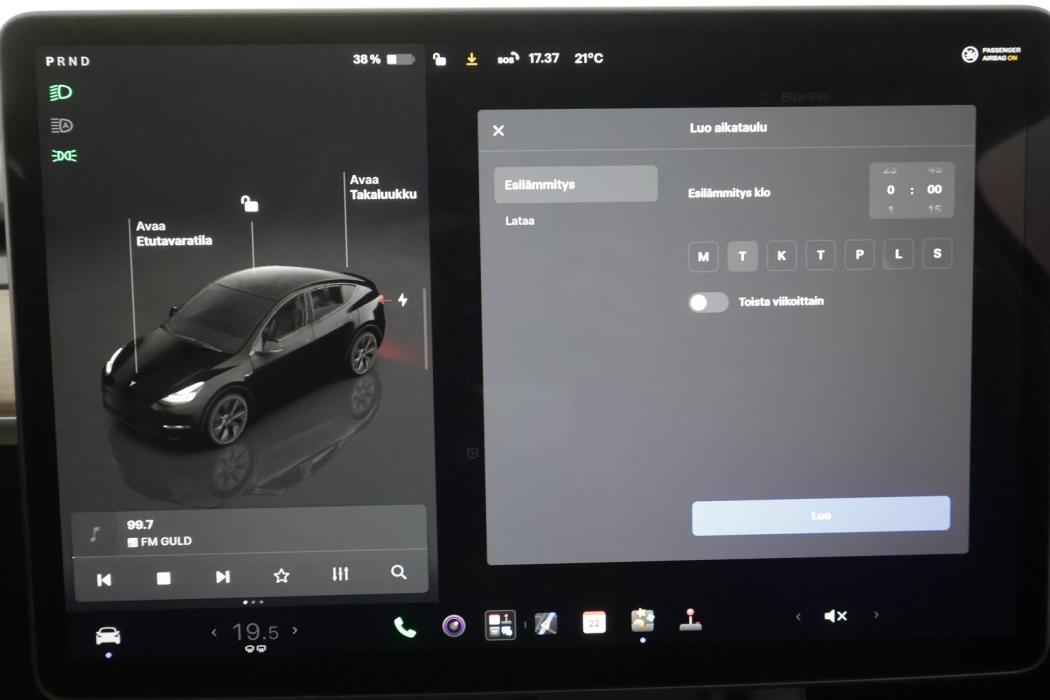TESLA MODEL Y 2023