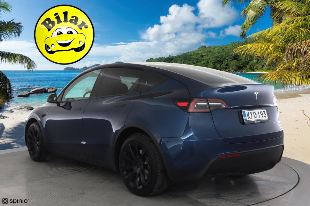 TESLA Model Y 2024