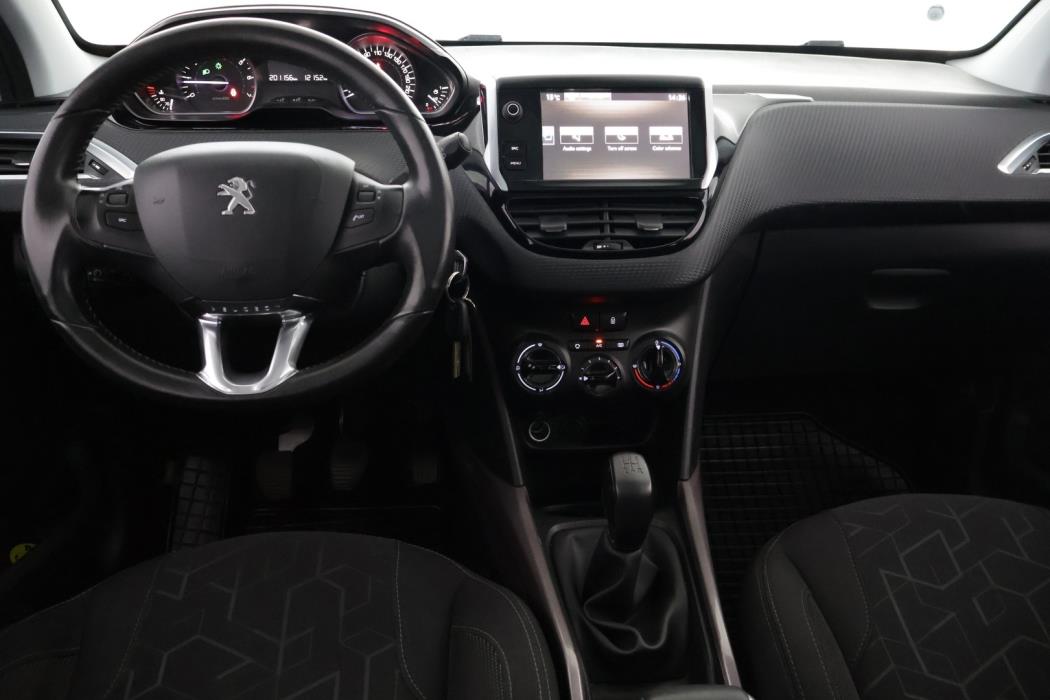 PEUGEOT 2008 2016