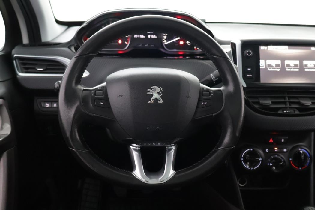 PEUGEOT 2008 2016