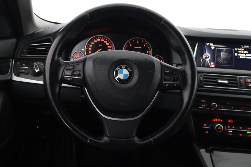 BMW 520 2015