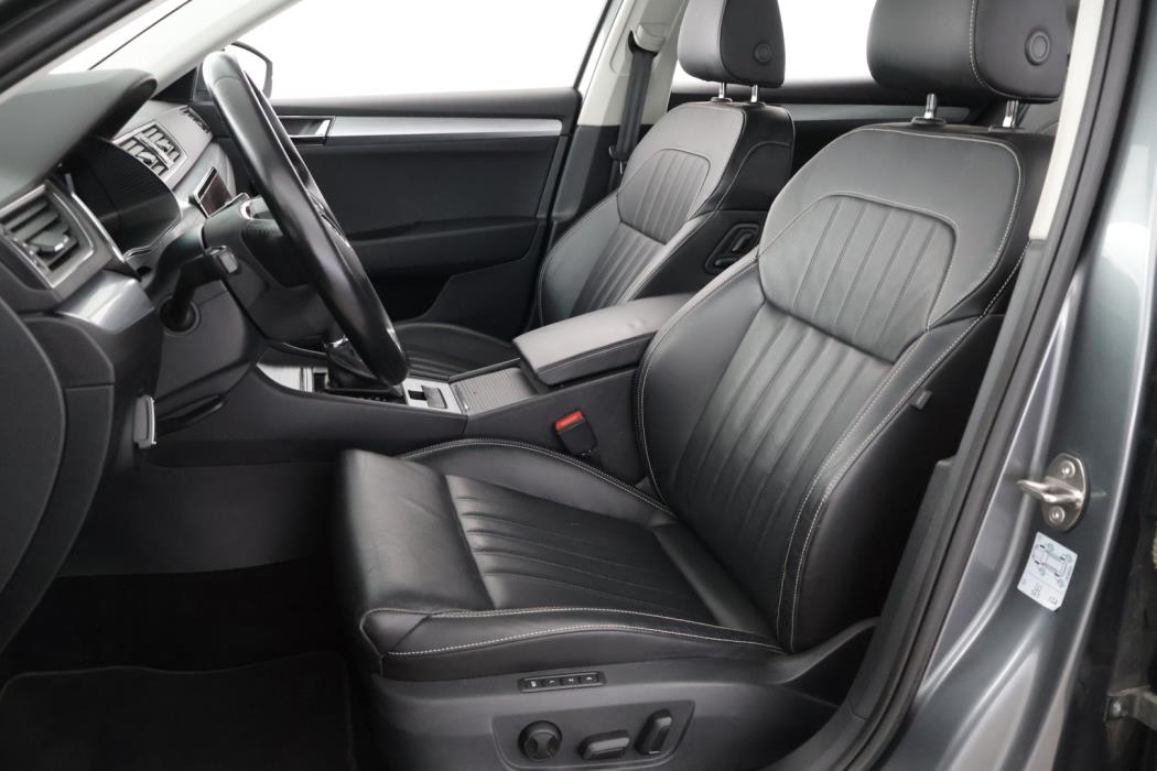 SKODA Superb 2022