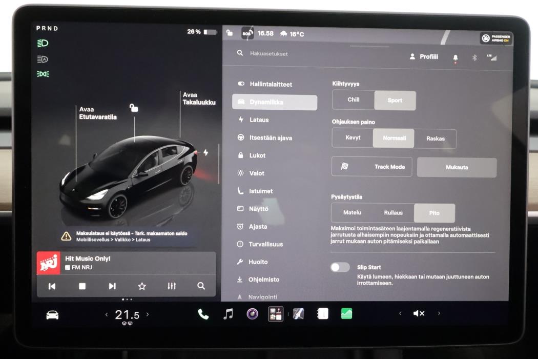 TESLA Model 3 2022