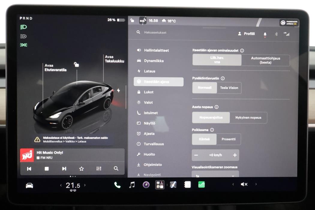 TESLA Model 3 2022