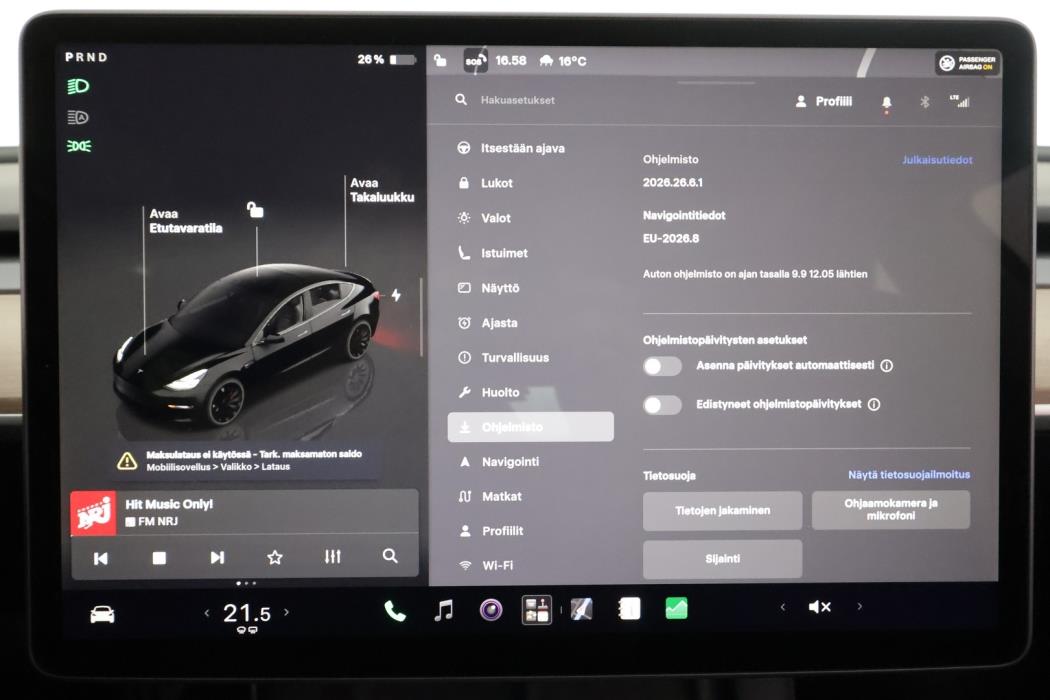 TESLA Model 3 2022