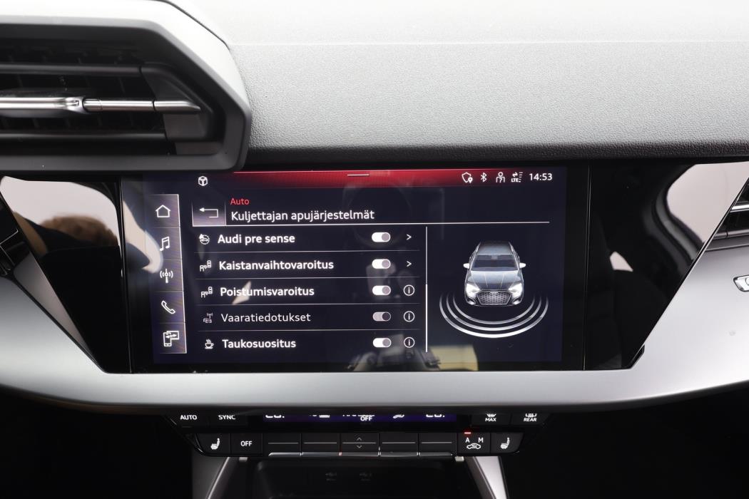 AUDI A3 2023