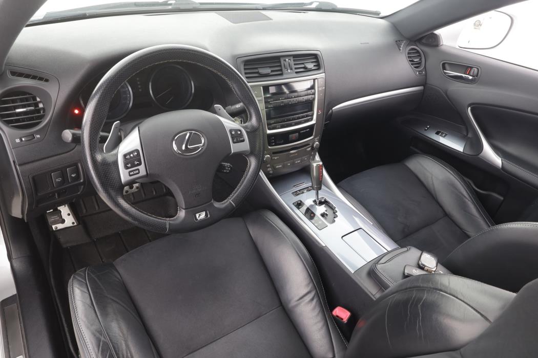 LEXUS IS 2012